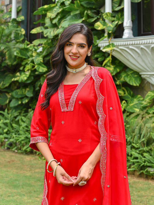 Red Embroidered Kurta Set | LASVINI - Redefining Indian Fashion with Elegance