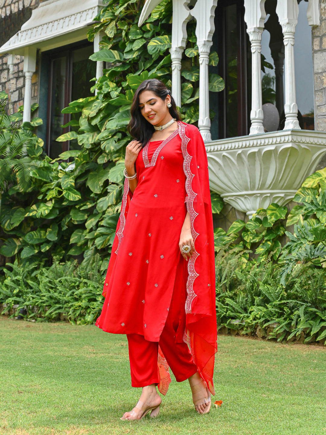 Red Embroidered Kurta Set | LASVINI - Redefining Indian Fashion with Elegance