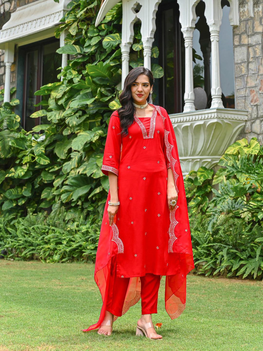 Red Embroidered Kurta Set | LASVINI - Redefining Indian Fashion with Elegance
