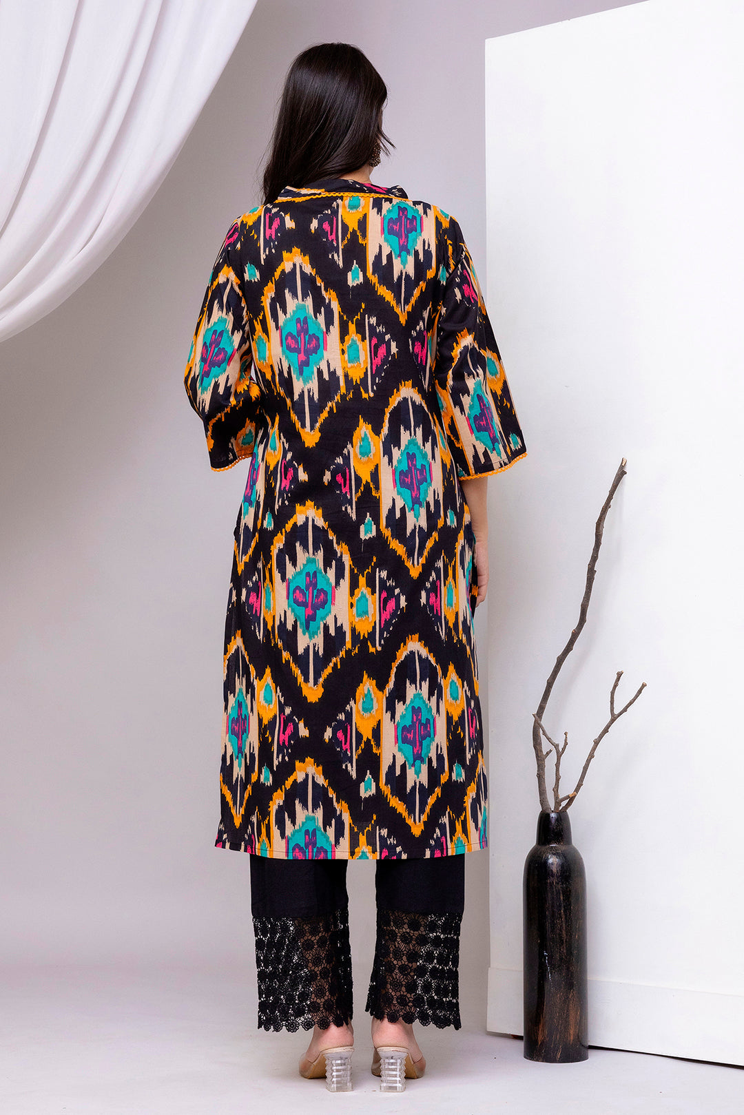 Black Printed Straight Kurta with Three Quarter Sleeves | LASVINI - Redefining Indian Fashion with Elegance