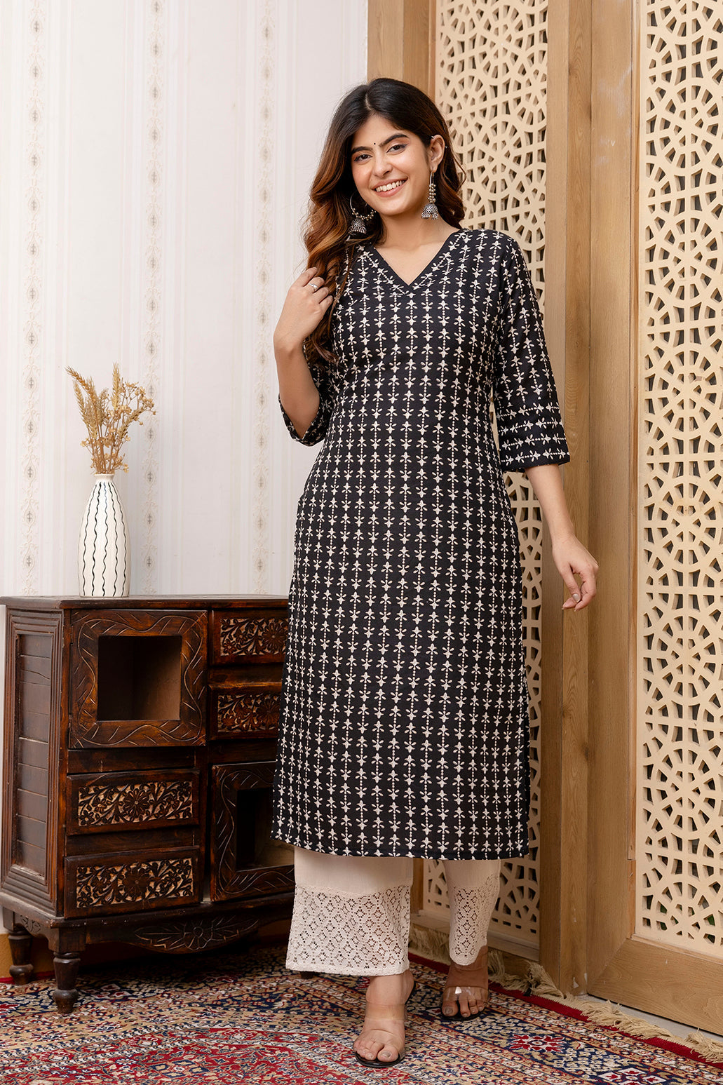 Women Black Printed Straight Kurta With Three Quarter Sleeves | LASVINI - Redefining Indian Fashion with Elegance