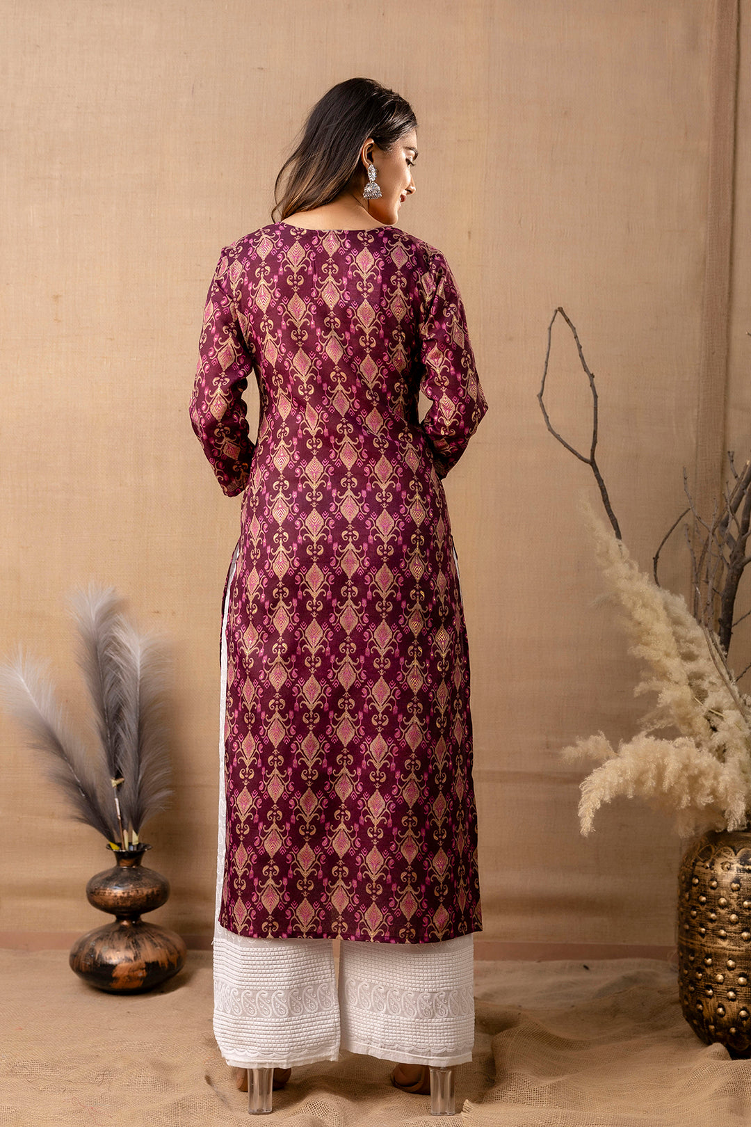 Women Burgundy Printed Straight Kurta | LASVINI - Redefining Indian Fashion with Elegance