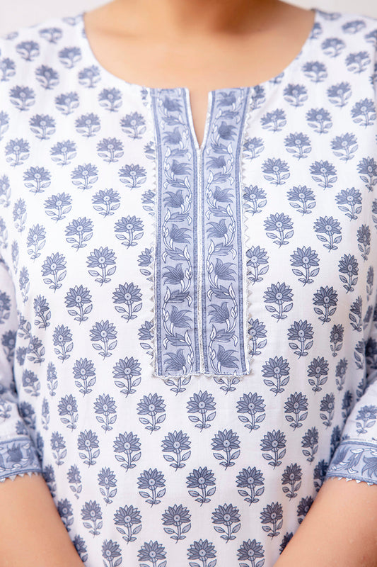 Plus Size White Printed Straight Kurta For Women | LASVINI - Redefining Indian Fashion with Elegance