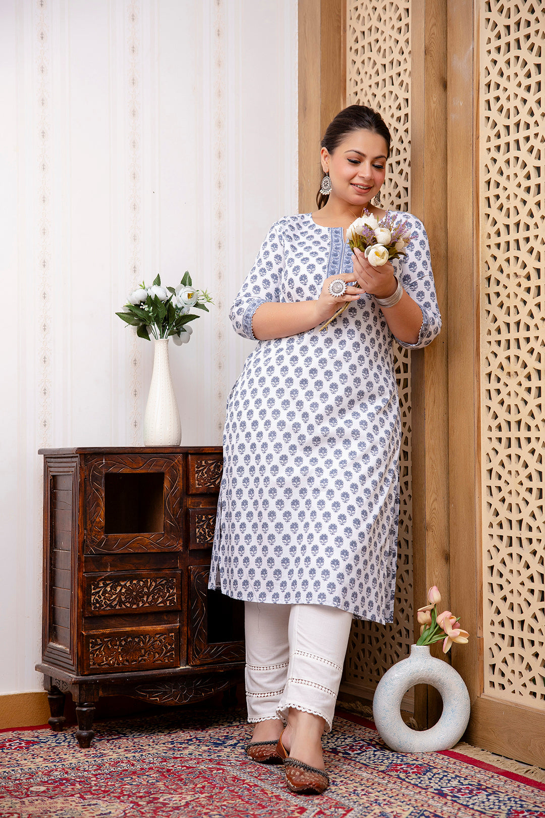 Plus Size White Printed Straight Kurta For Women | LASVINI - Redefining Indian Fashion with Elegance