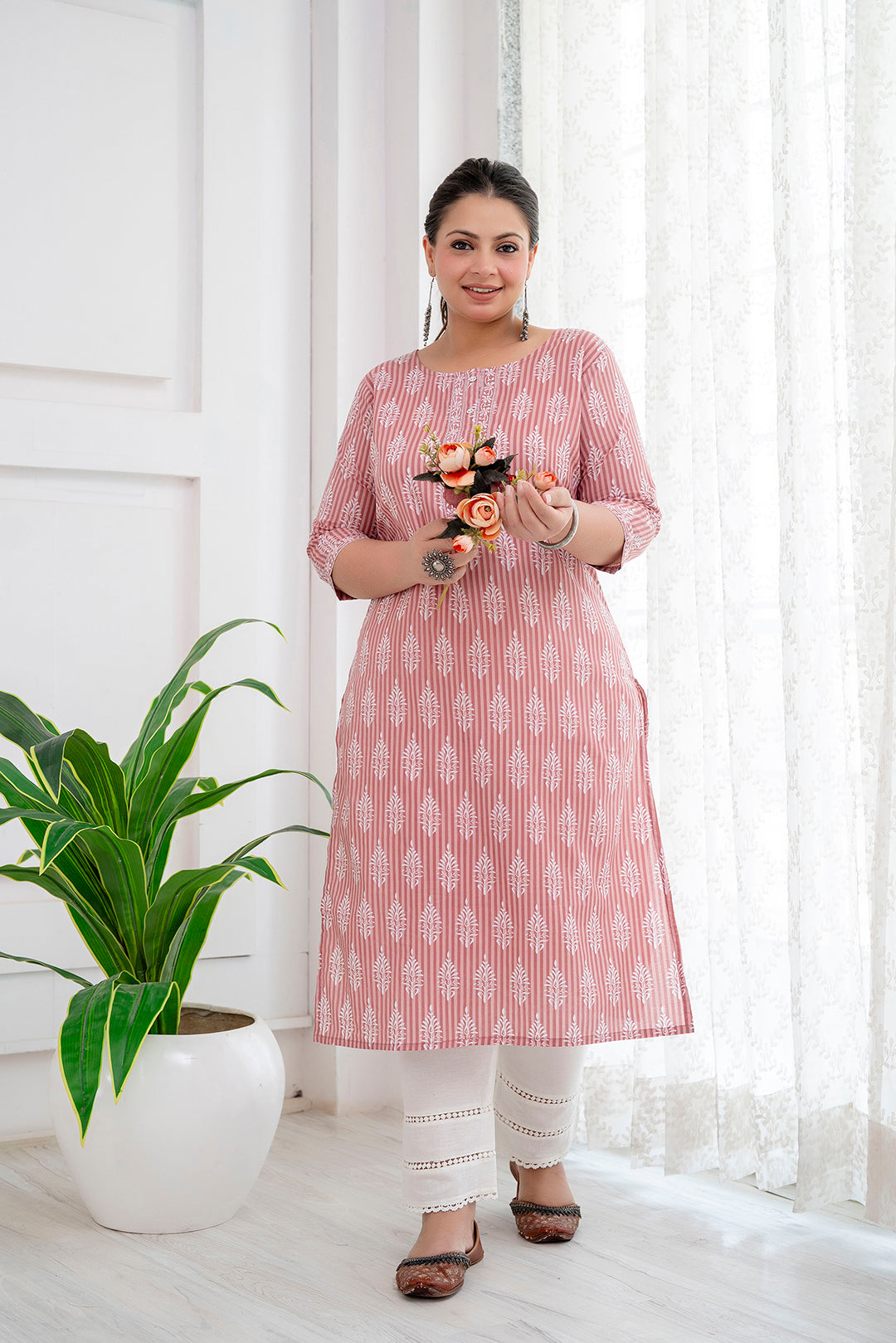Plus Size Pink Printed Straight Kurta For Women | LASVINI - Redefining Indian Fashion with Elegance