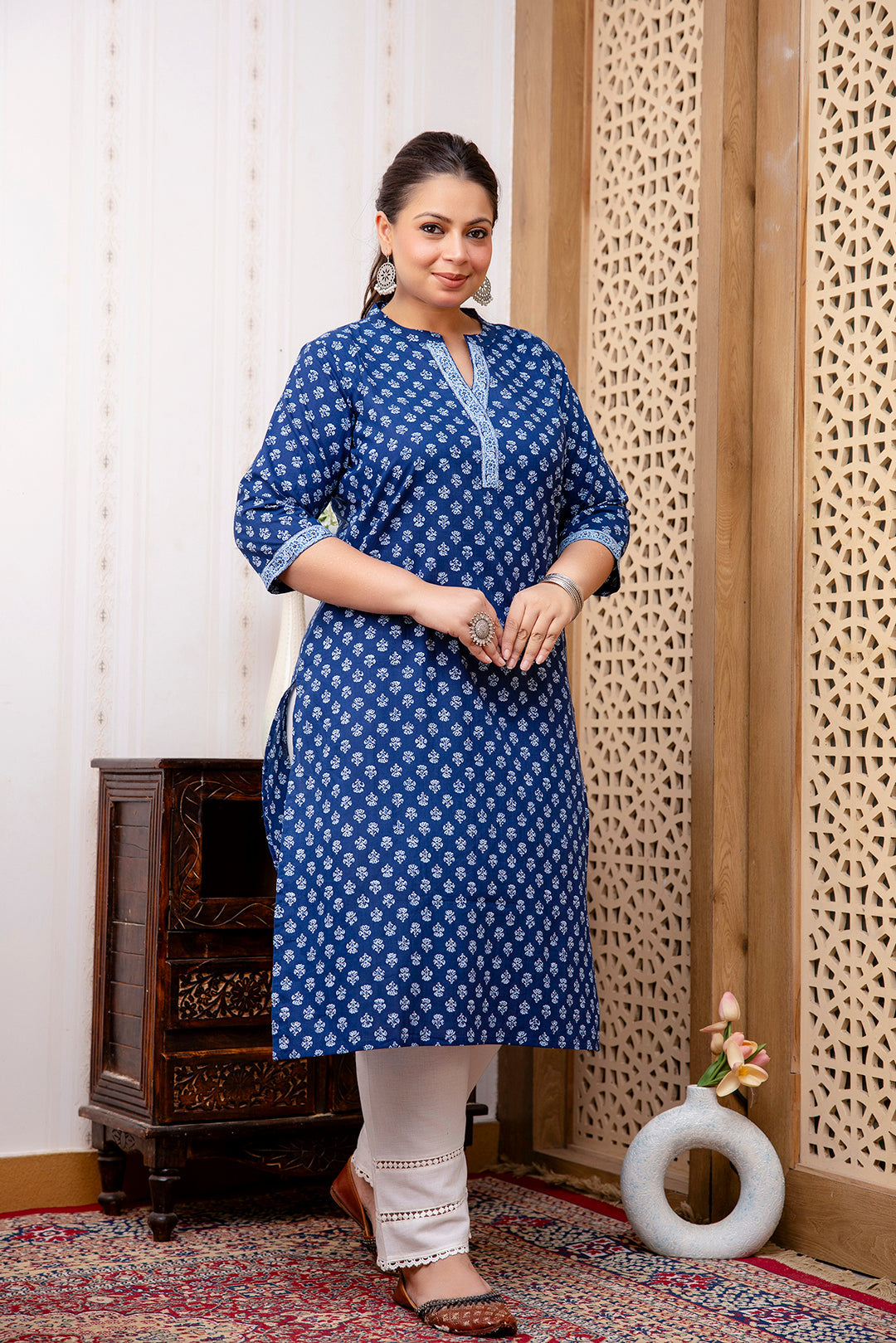 Plus Size Blue Printed Straight Kurta For Women | LASVINI - Redefining Indian Fashion with Elegance