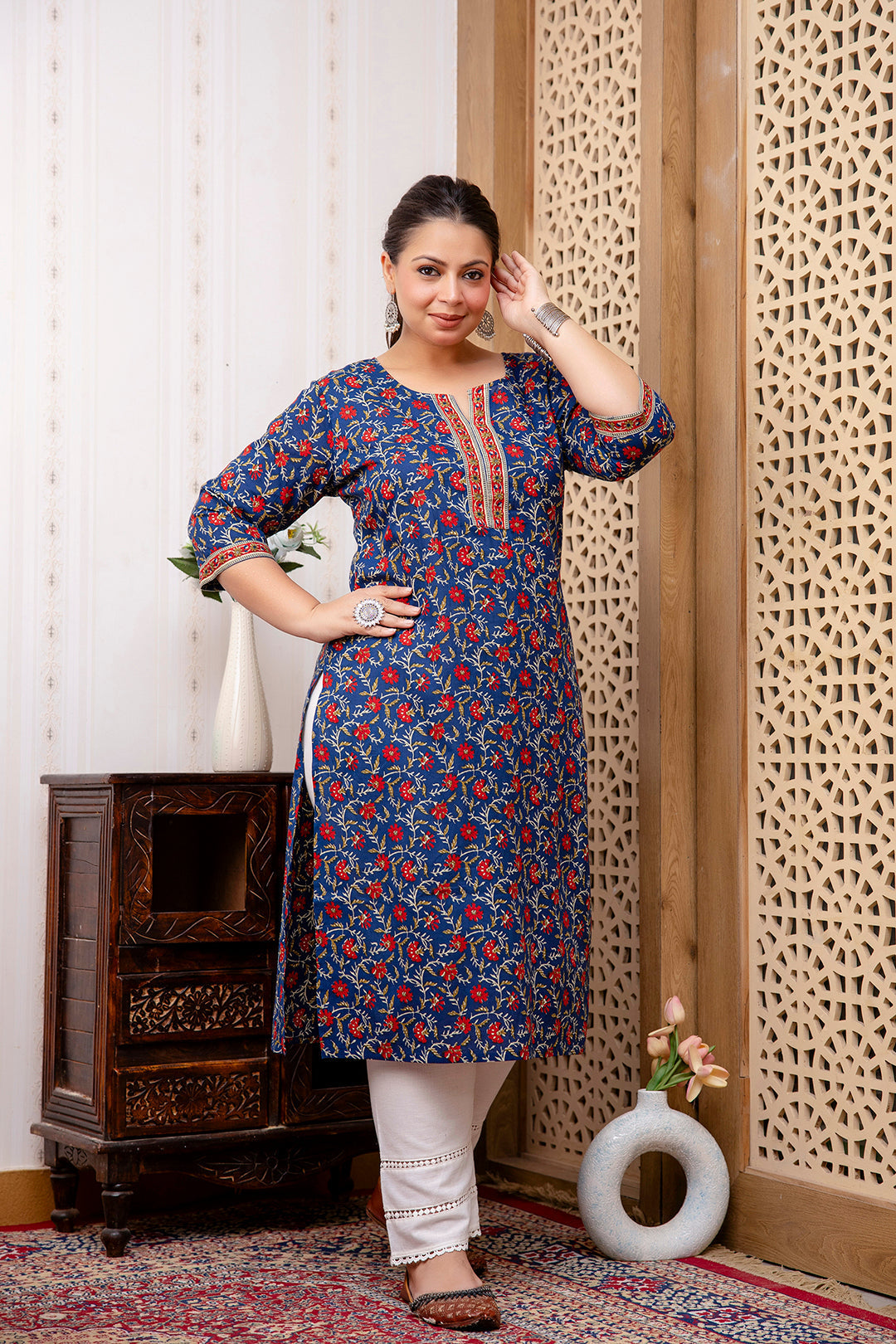 Plus Size Blue Printed Straight Kurta For Women | LASVINI - Redefining Indian Fashion with Elegance