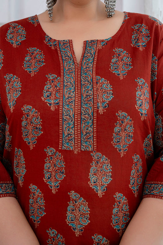 Plus Size Maroon Printed Straight Kurta For Women | LASVINI - Redefining Indian Fashion with Elegance