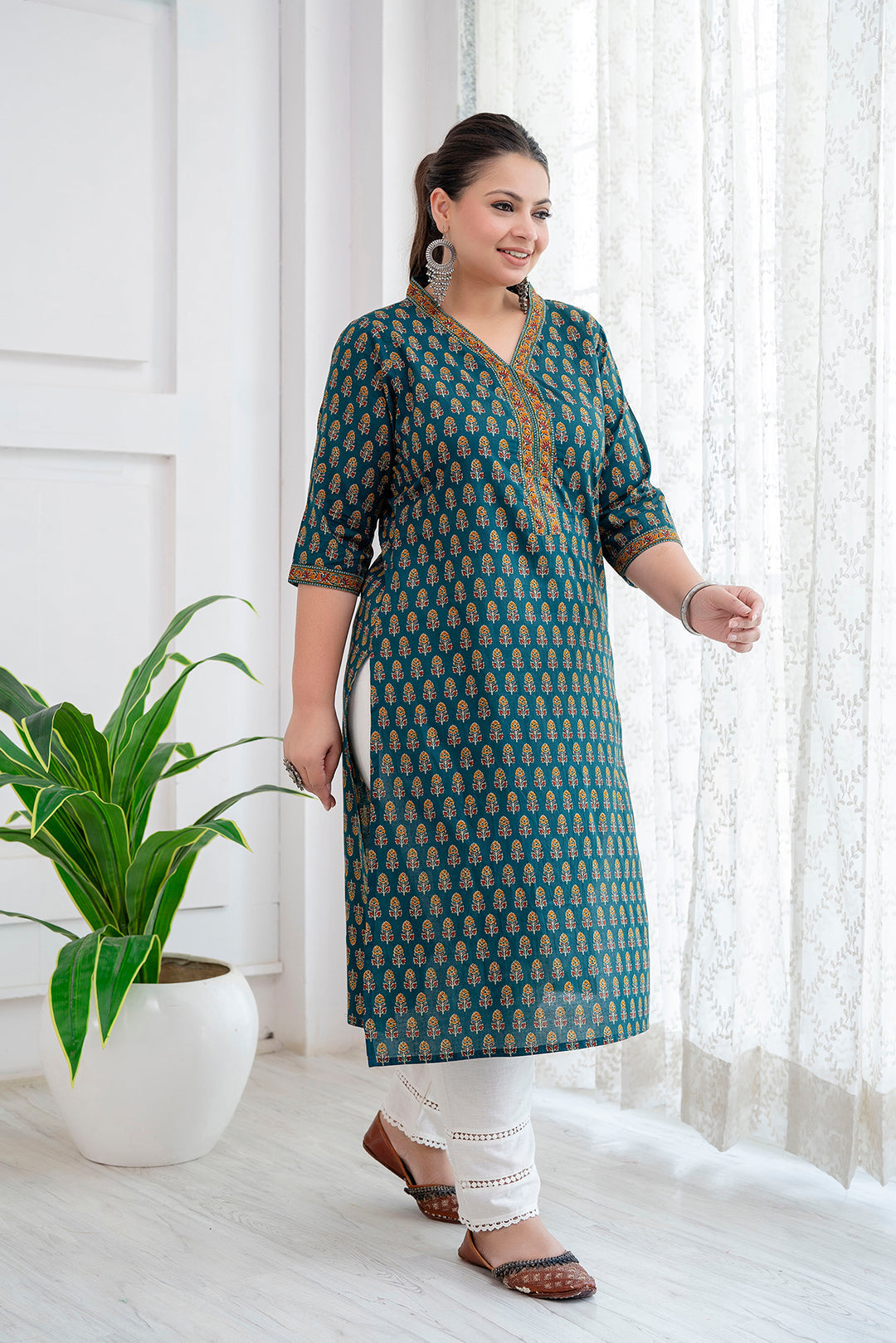 Plus Size Green Printed Straight Kurta For Women | LASVINI - Redefining Indian Fashion with Elegance