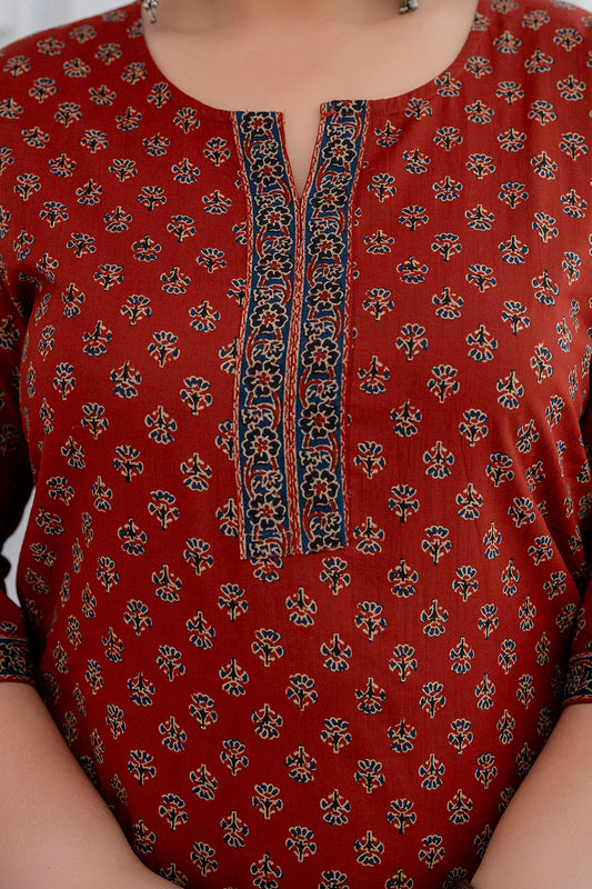 Plus Size Maroon Printed Straight Kurta For Women | LASVINI - Redefining Indian Fashion with Elegance