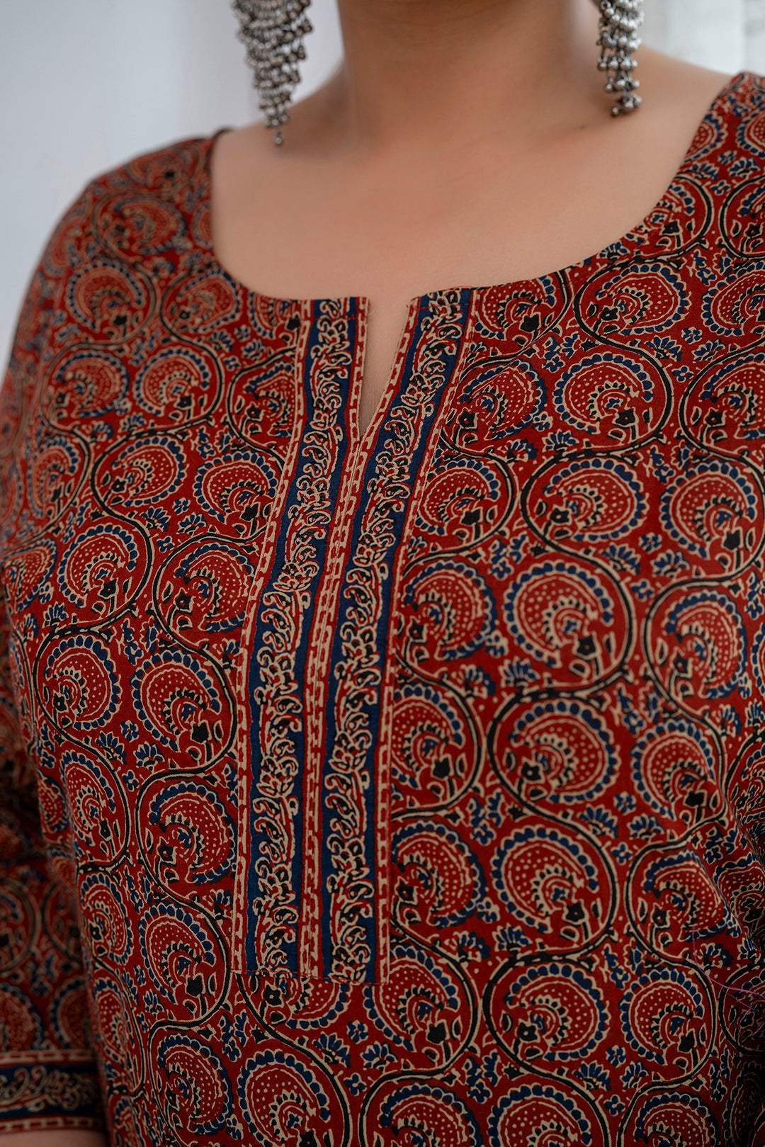 Plus Size Rust Printed Straight Kurta For Women | LASVINI - Redefining Indian Fashion with Elegance