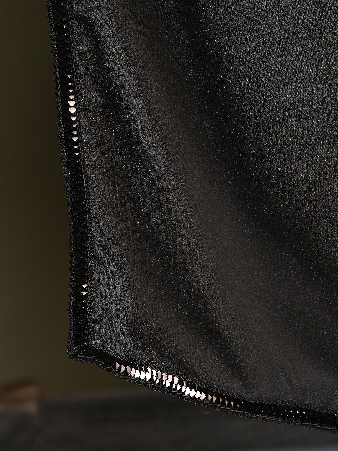 Black Saree embellished with lace & Unstitched blouse | LASVINI - Redefining Indian Fashion with Elegance