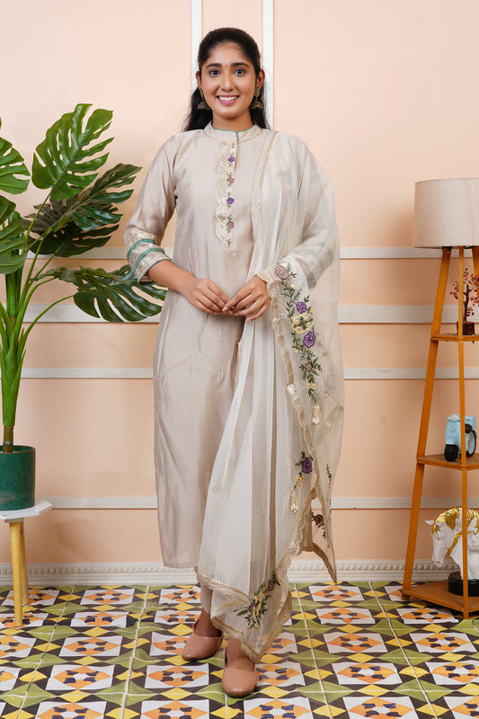 Women Grey Embroidered Modal Muslin Kurta Set With Dupatta
