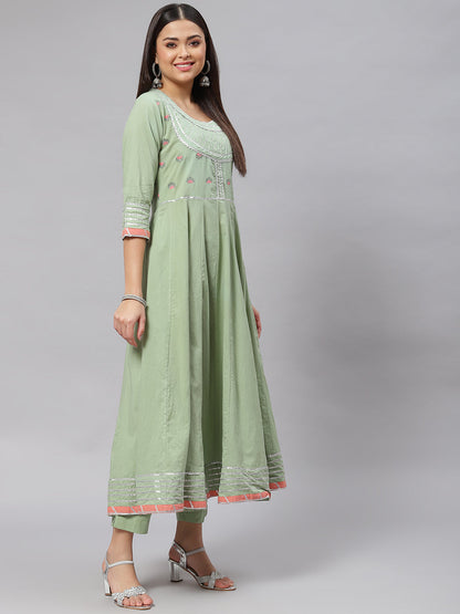 Women Solid Green Anarkali Kurta Pant Set With Kota Doria Dupatta | LASVINI - Redefining Indian Fashion with Elegance