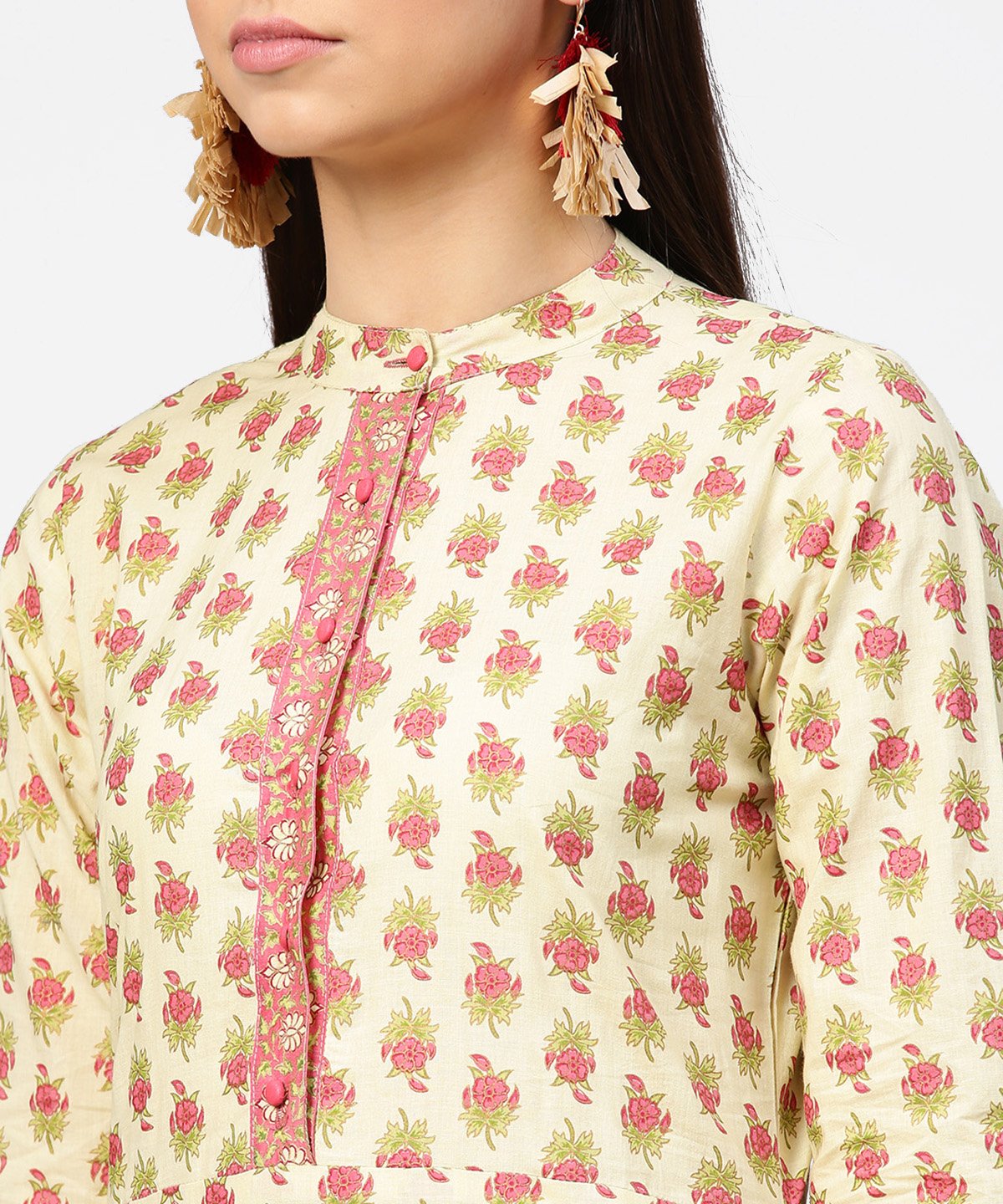 Off White Printed 3/4Th Sleeve Cotton Straight Kurta | LASVINI - Redefining Indian Fashion with Elegance