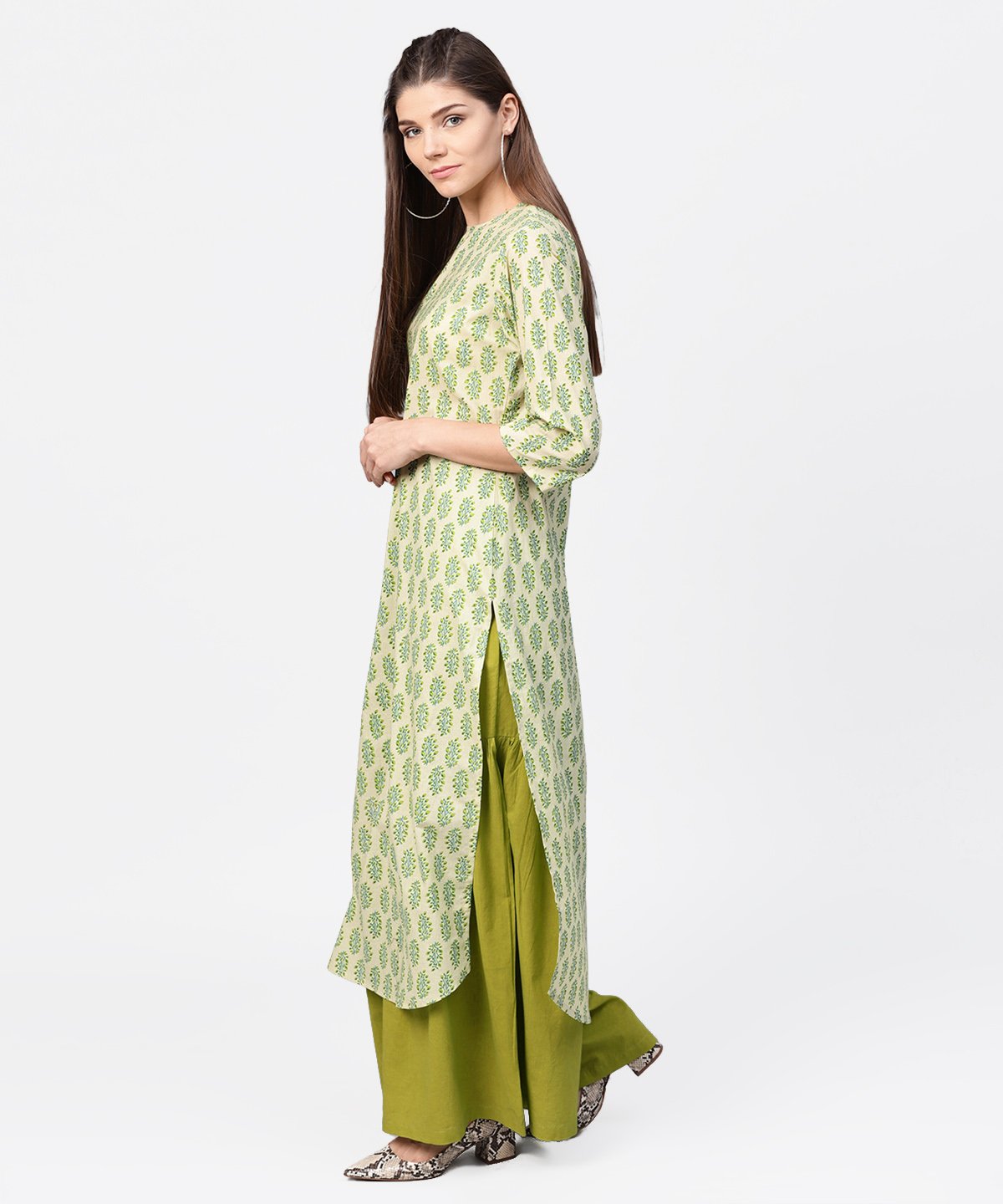 Green Printed 3/4Th Sleeve Cotton Straight Long Kurta | LASVINI - Redefining Indian Fashion with Elegance