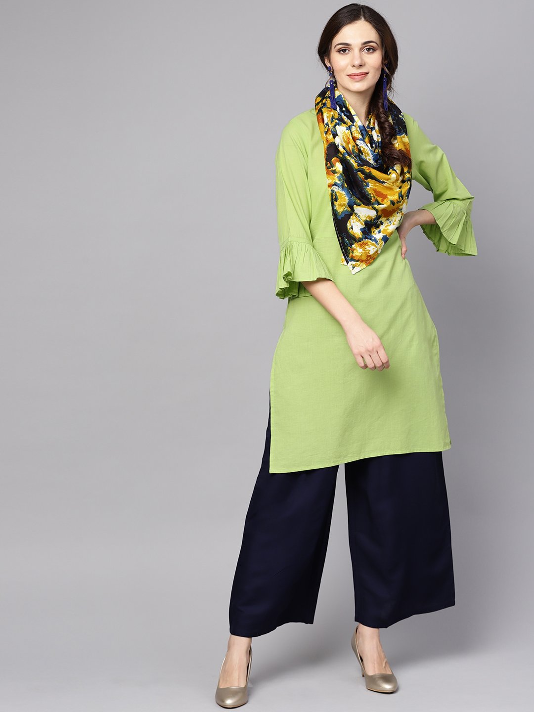 Pastel Green Round Neck Kurta With Rayon Printed Stole | LASVINI - Redefining Indian Fashion with Elegance