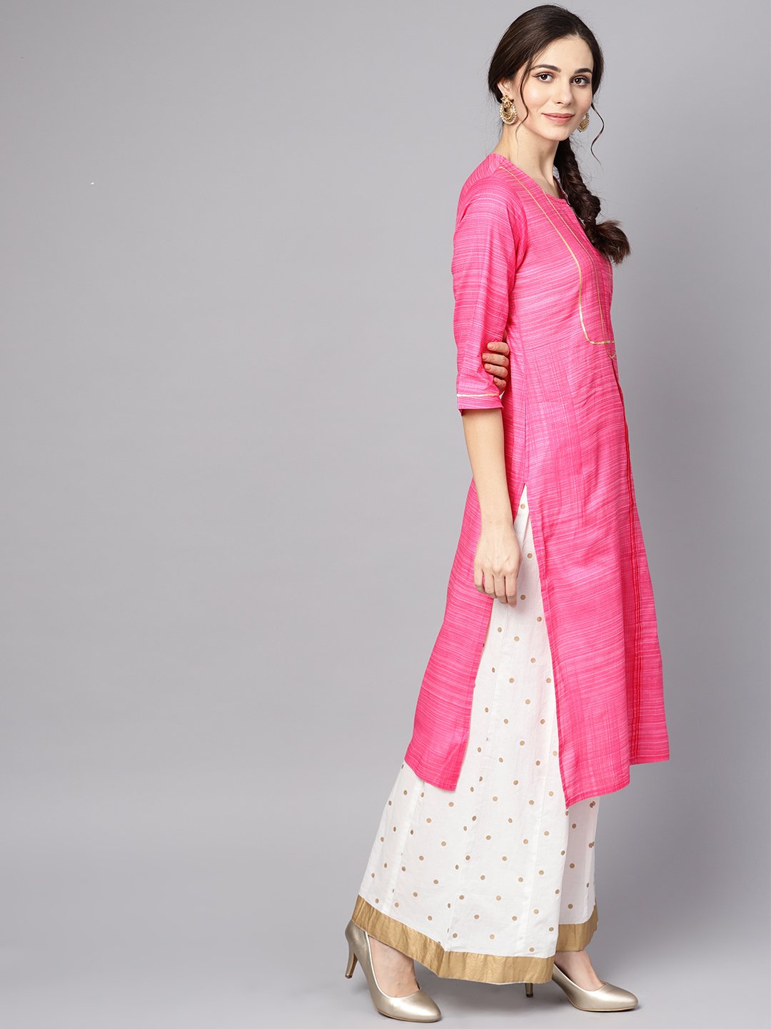 Pink Straight Kurta With Round Neck Emblished With Gotta | LASVINI - Redefining Indian Fashion with Elegance
