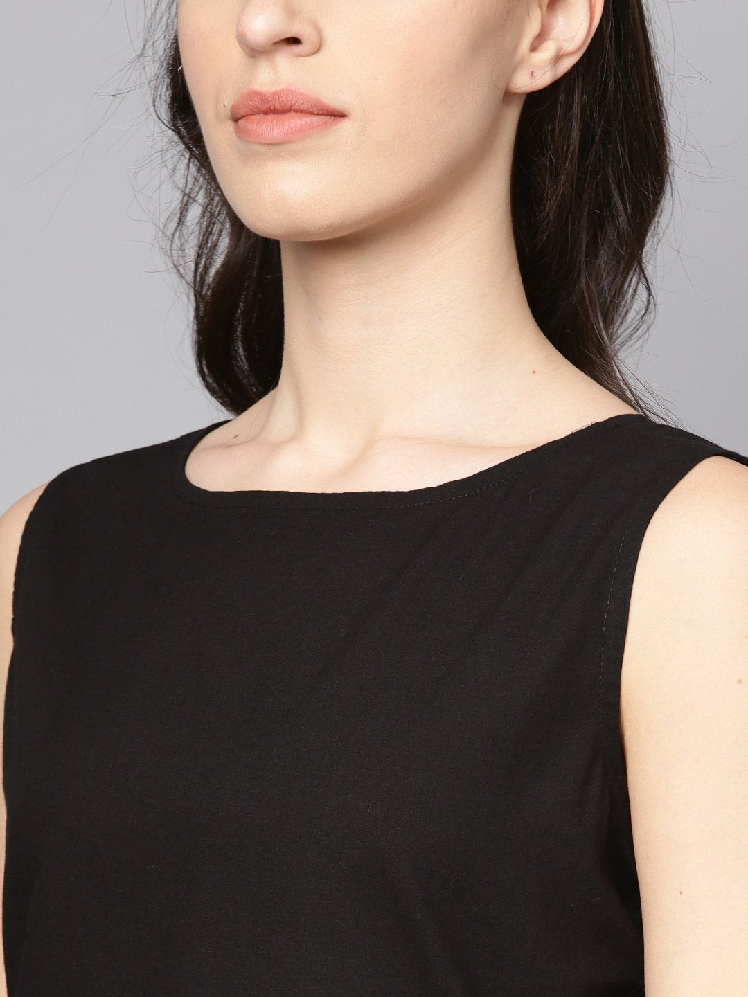 Solid Black Sleeveless Kurta Set With Printed Pants | LASVINI - Redefining Indian Fashion with Elegance