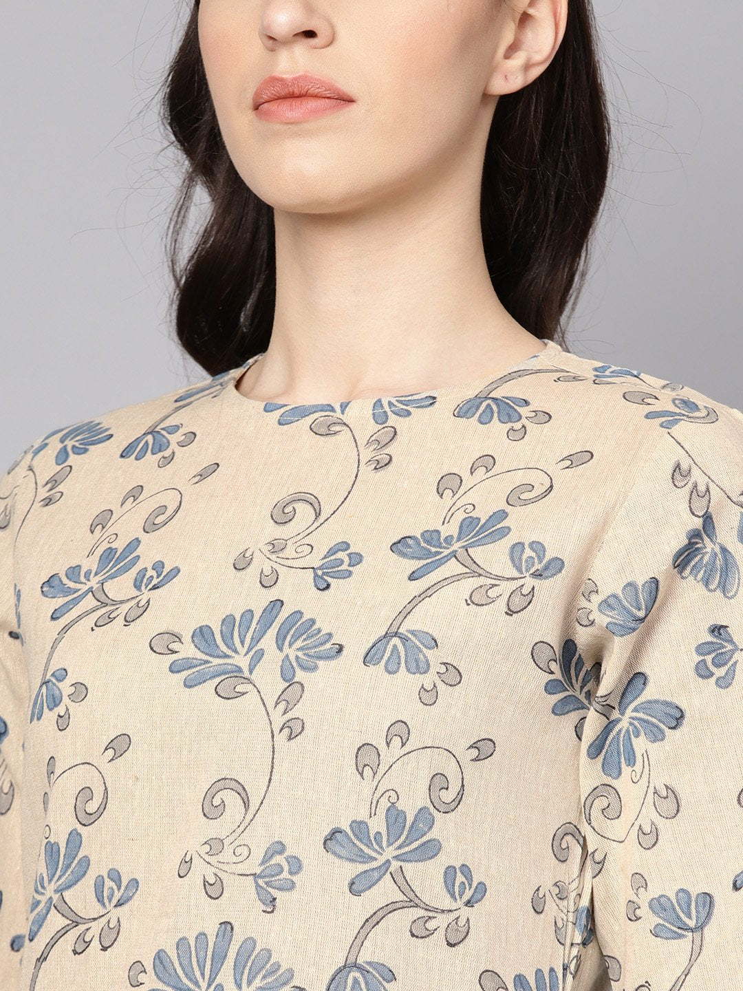 Grey & Blue Printed Half Sleeve Cotton Kurta | LASVINI - Redefining Indian Fashion with Elegance