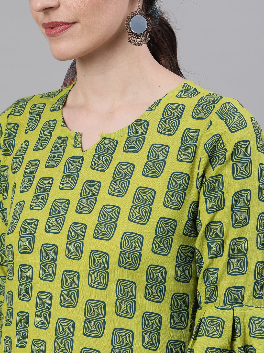 Women Black Calf Length Short Sleeves Kaftan Bandhani Dyed Cotton Kurta | LASVINI - Redefining Indian Fashion with Elegance