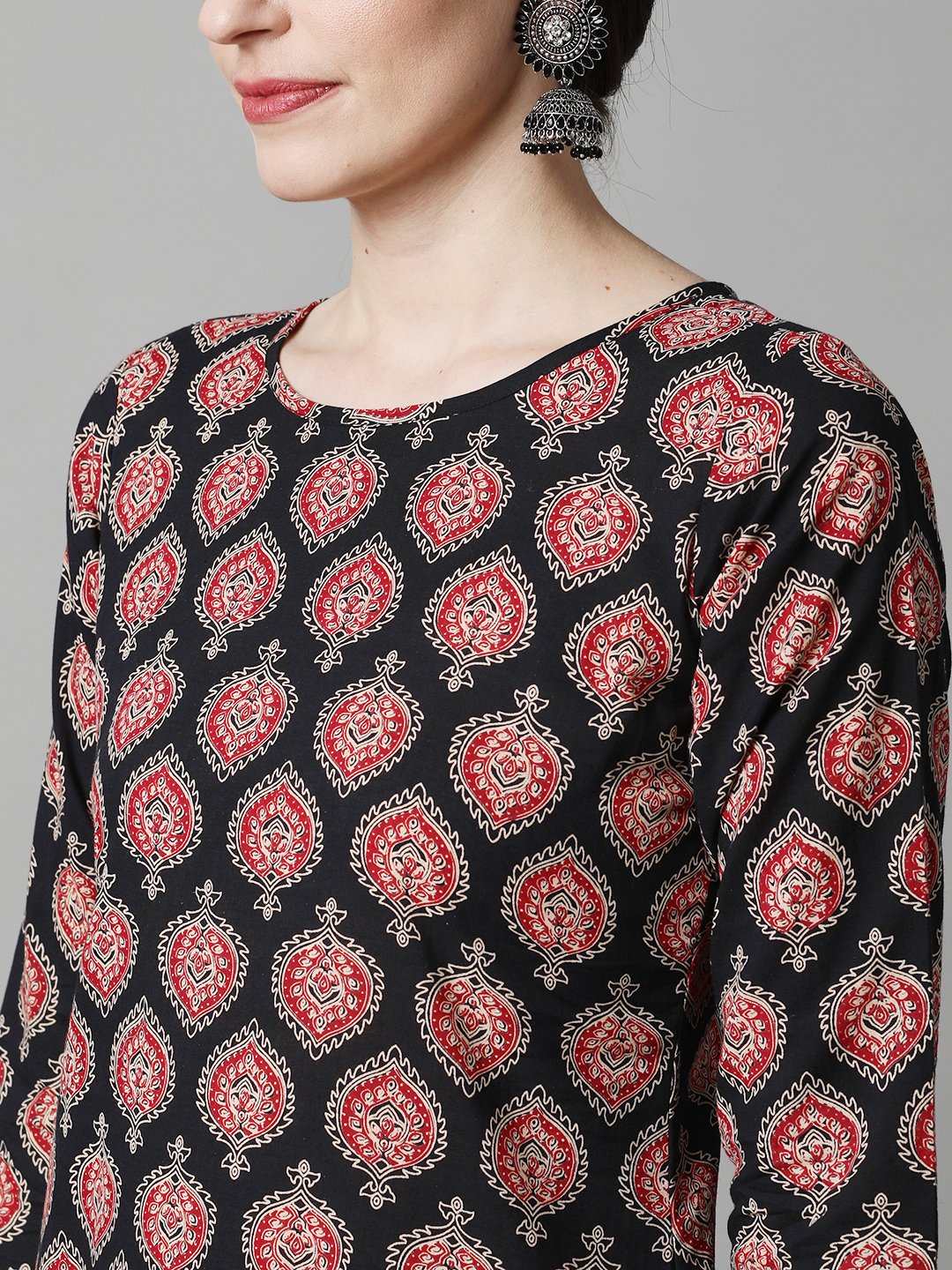 Women Black Three-Quarter Sleeves Straight Kurta Palazzo With Dupatta | LASVINI - Redefining Indian Fashion with Elegance