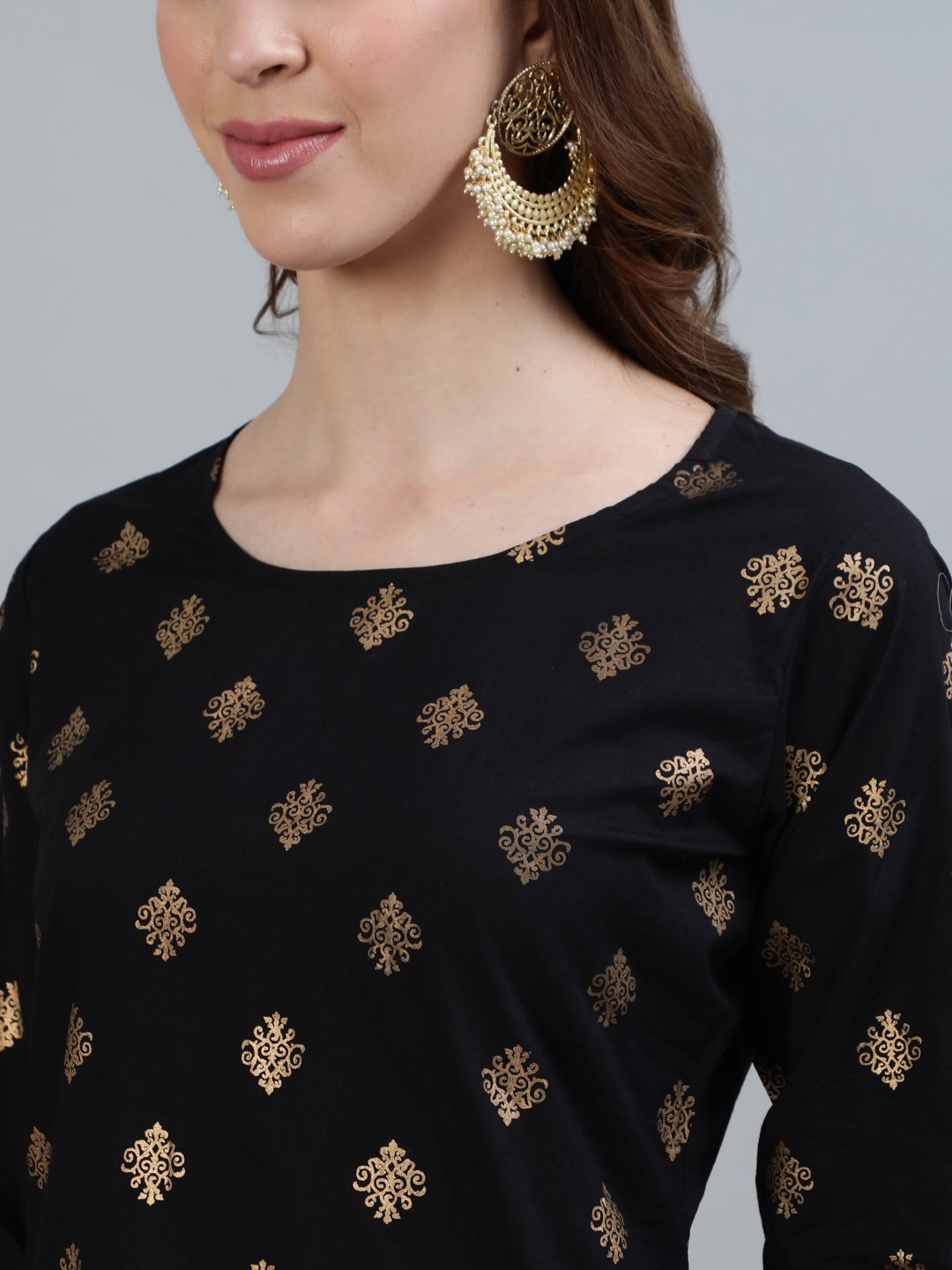 Women Black Printed Straight Kurta With Three Quarter Sleeves | LASVINI - Redefining Indian Fashion with Elegance