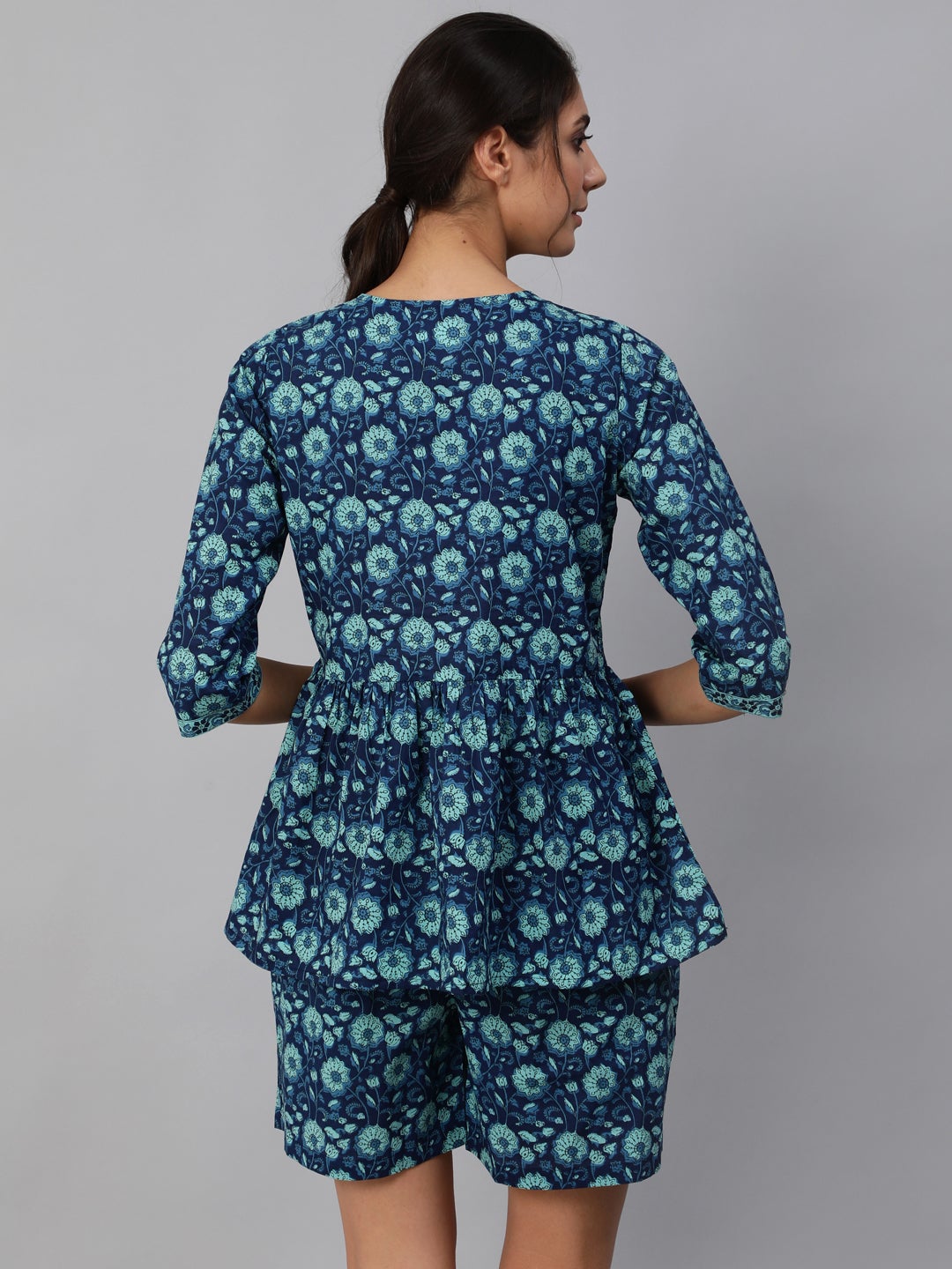 Women Blue Floral Printed Night Suit | LASVINI - Redefining Indian Fashion with Elegance