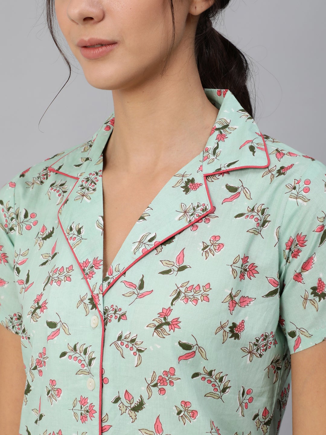 Women Green Floral Printed Night Suit | LASVINI - Redefining Indian Fashion with Elegance