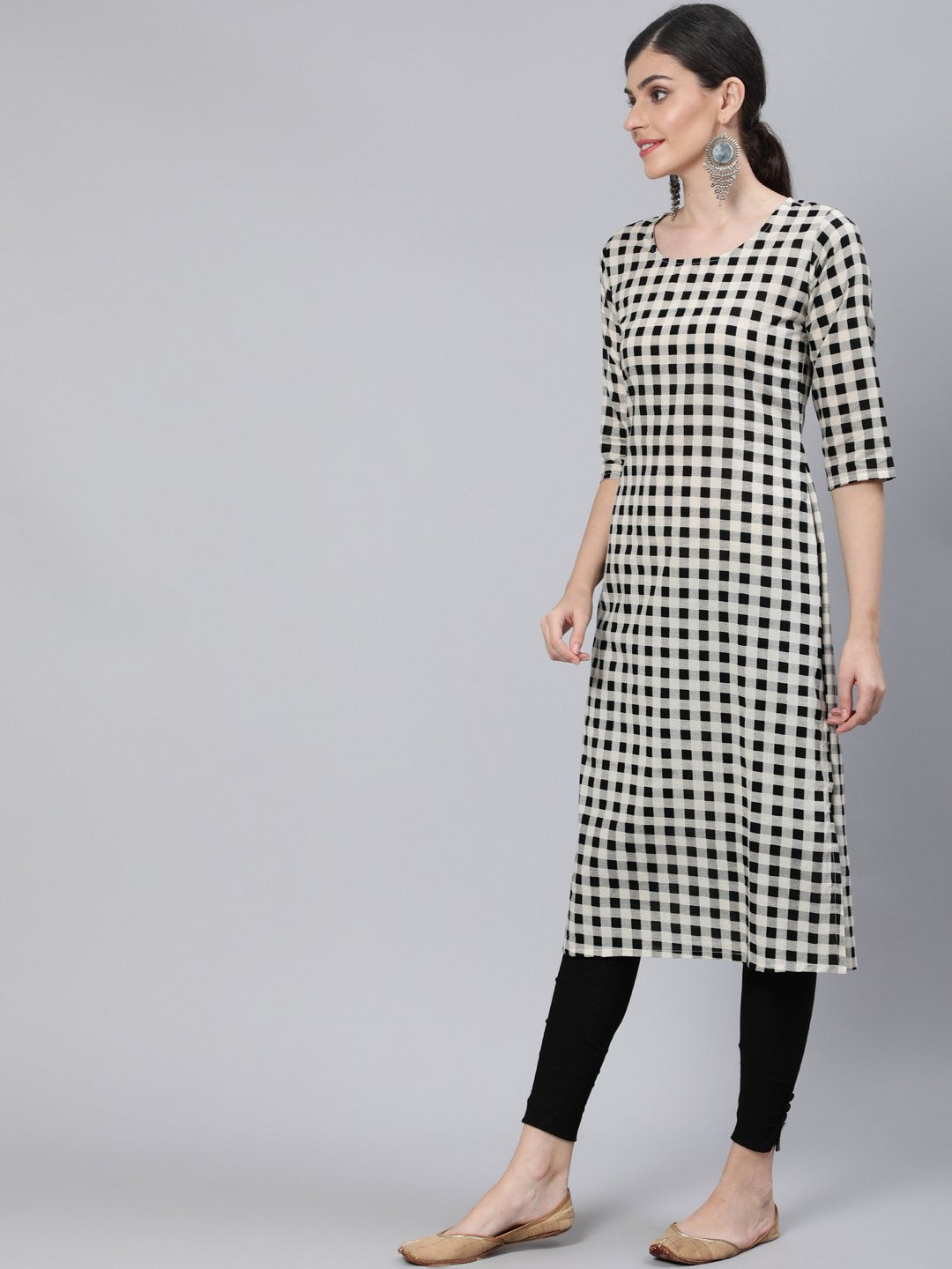 Women Black & White Checked  Straight Kurta With Three Quarter Sleeves | LASVINI - Redefining Indian Fashion with Elegance
