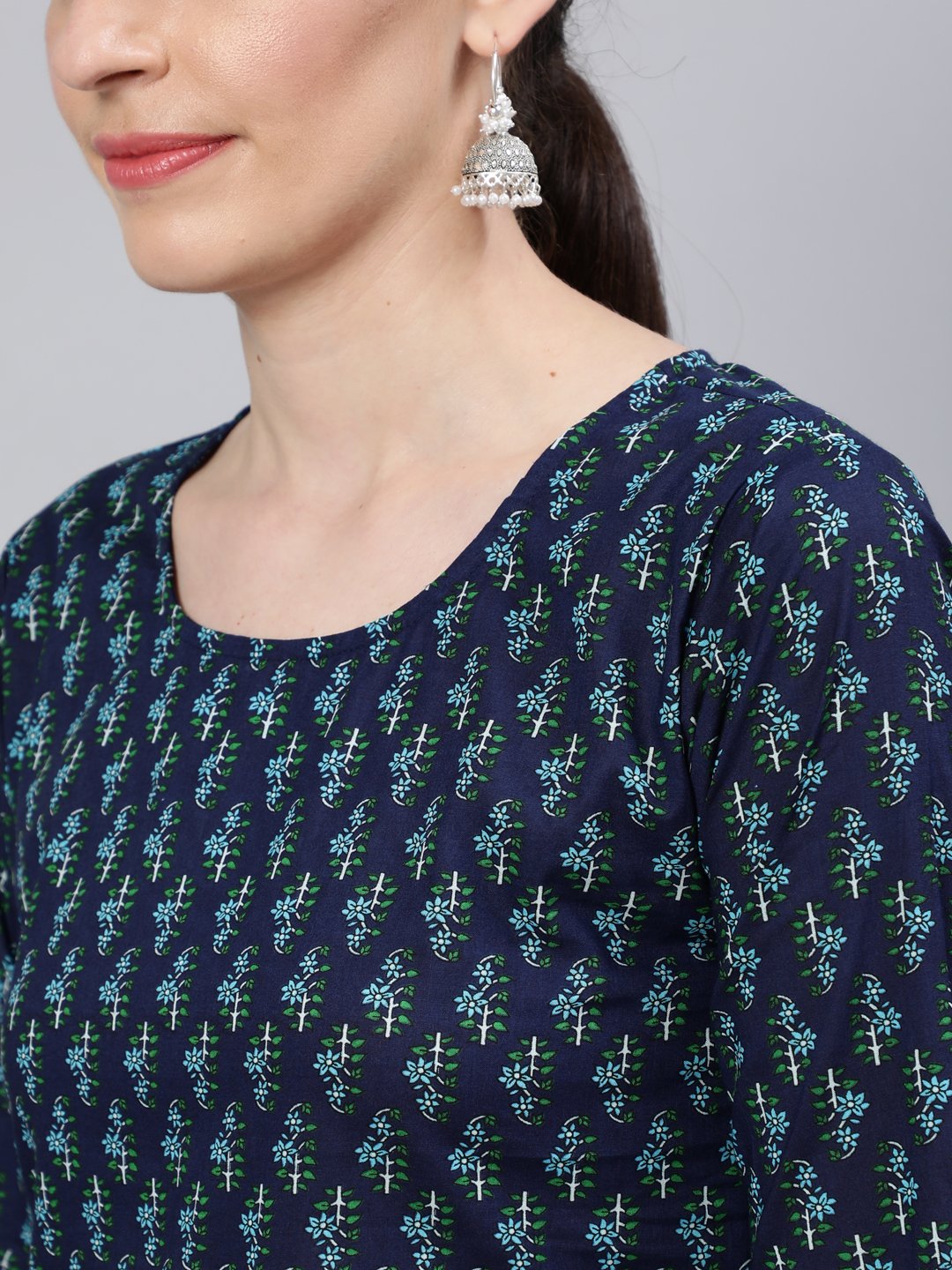 Women Navy Blue Straight Kurta With Three Quarter Sleeves | LASVINI - Redefining Indian Fashion with Elegance