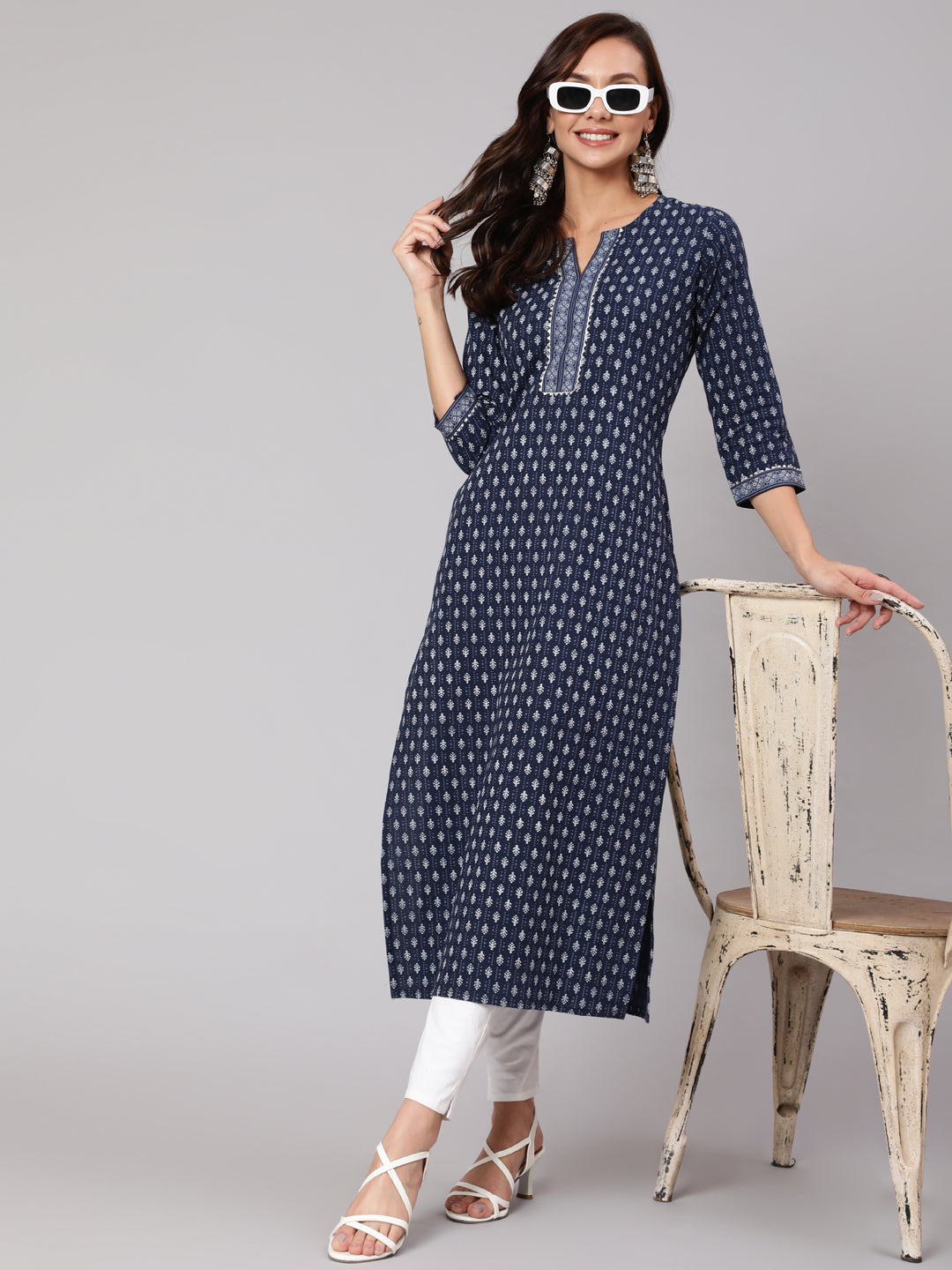 Women Navy Blue Ethnic Printed Straight Kurta With Three Quarter Sleeves | LASVINI - Redefining Indian Fashion with Elegance