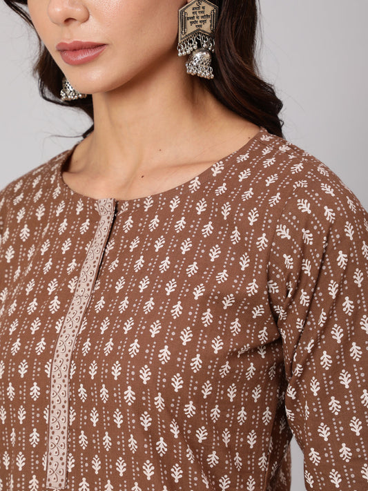 Women Brown Printed Straight Kurta With Three Quarter Sleeves | LASVINI - Redefining Indian Fashion with Elegance