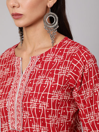 Women Red Geometric Printed Straight Kurta With Three Quarter Sleeves | LASVINI - Redefining Indian Fashion with Elegance
