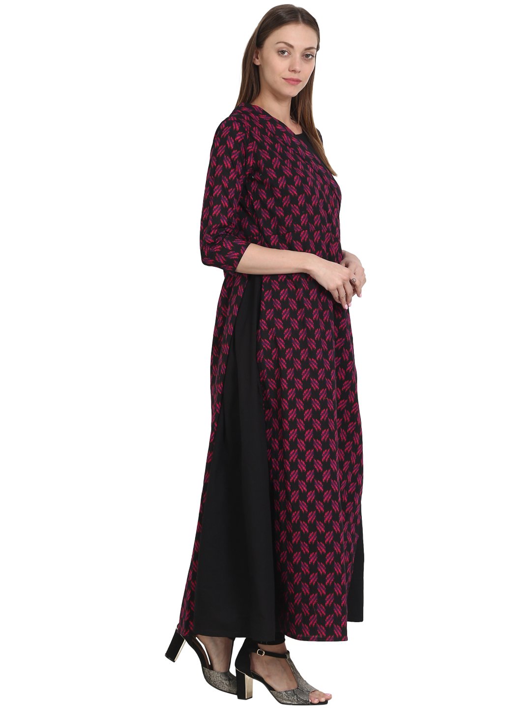 Women Printed Black Three-Quarter Sleeves Round Neck Cotton A-Line Kurta | LASVINI - Redefining Indian Fashion with Elegance