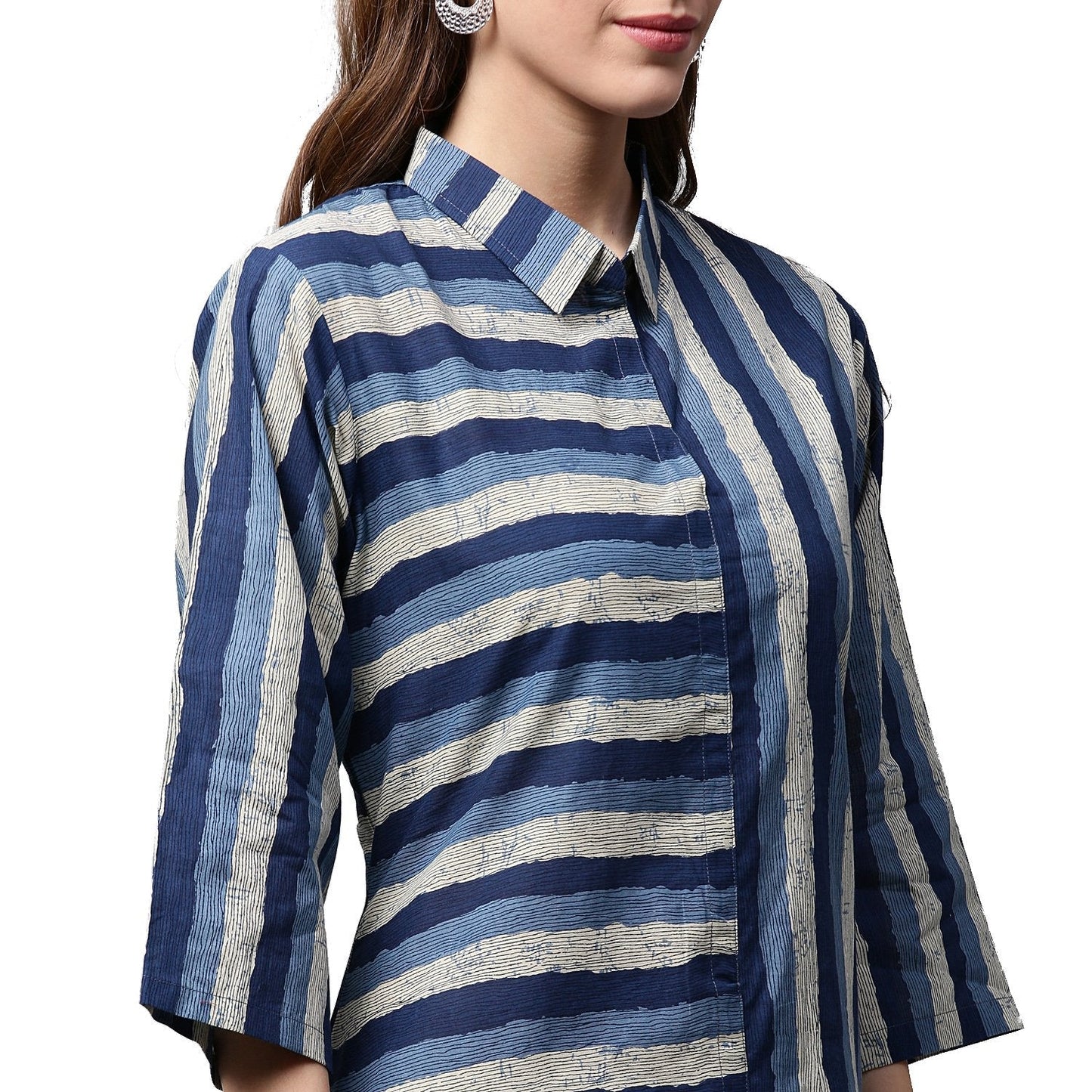 Blue Printed 3/4Th Sleeve Cotton Kurta | LASVINI - Redefining Indian Fashion with Elegance