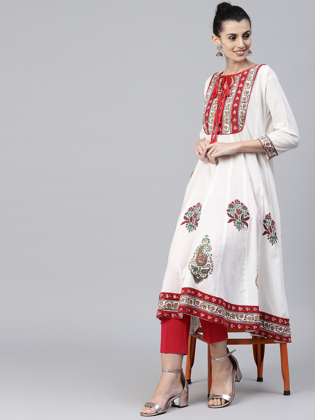Off White Printed 3/4Th Sleeve Cotton Anarkali Kurta | LASVINI - Redefining Indian Fashion with Elegance