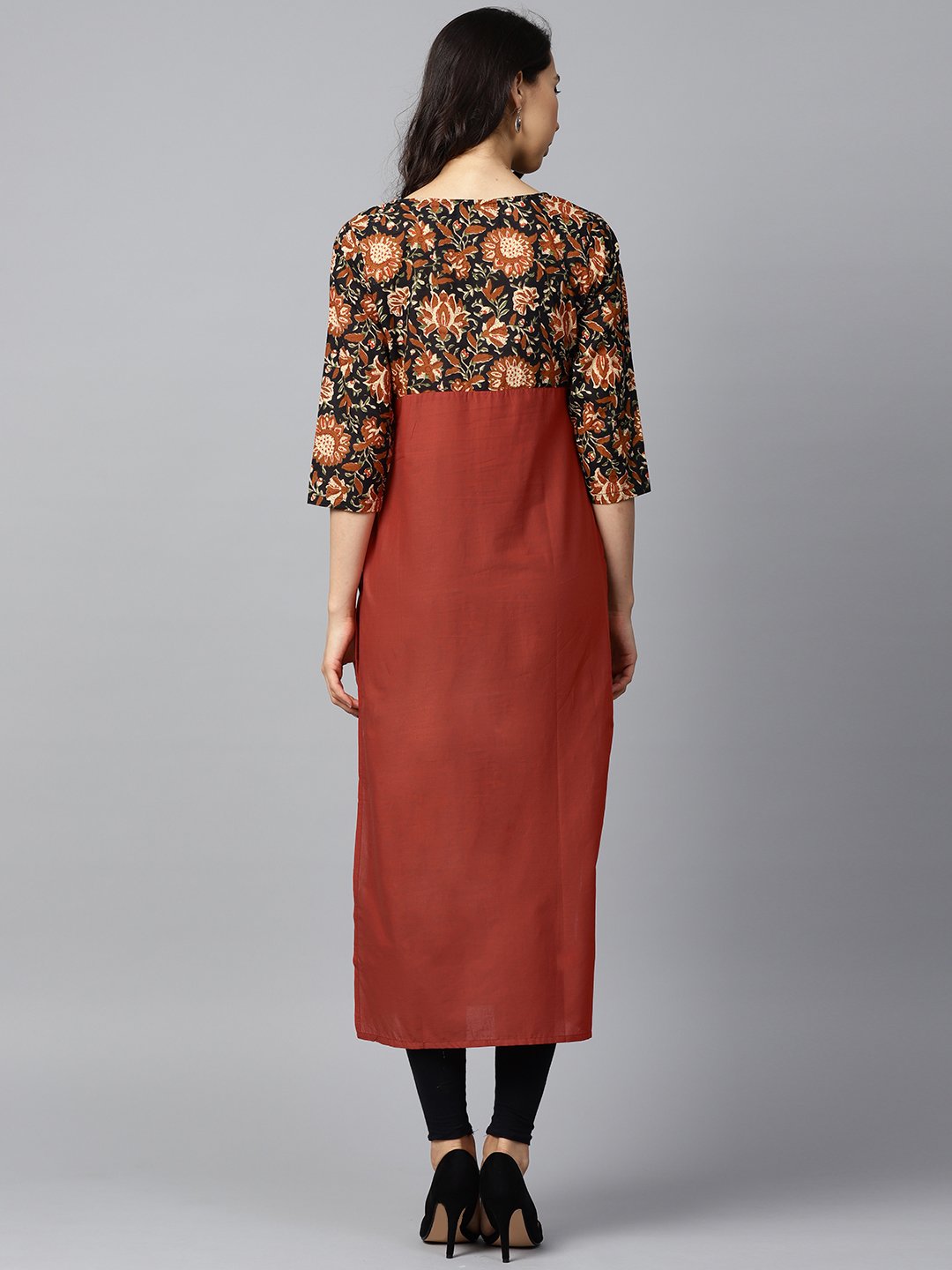 Peach Printed 3/4Th Sleeve Yoke Printed Cotton Kurta | LASVINI - Redefining Indian Fashion with Elegance