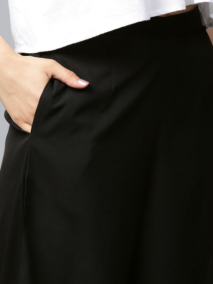 Black Solid Ankle Length Crepe Palazzo With Side Pocket | LASVINI - Redefining Indian Fashion with Elegance