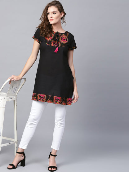 Black Yoke Printed Half Sleeve Cotton Tunic | LASVINI - Redefining Indian Fashion with Elegance