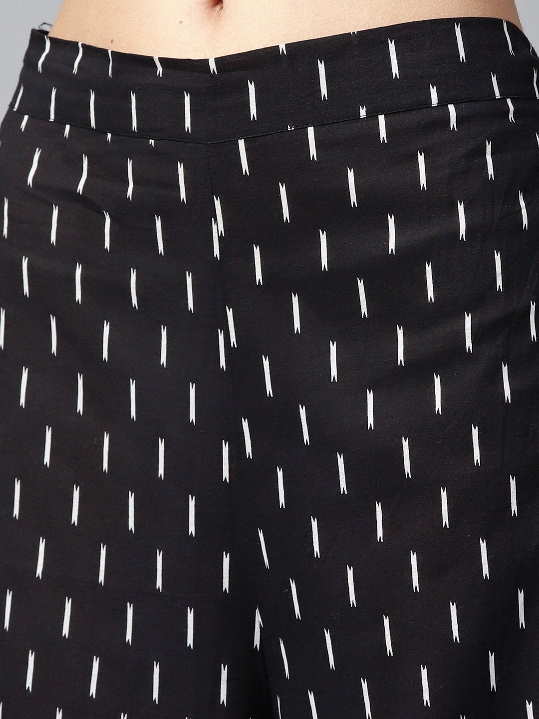 Red Printed 3/4Th Sleeve Cotton A-Line Kurta With Black Printed Kurta | LASVINI - Redefining Indian Fashion with Elegance