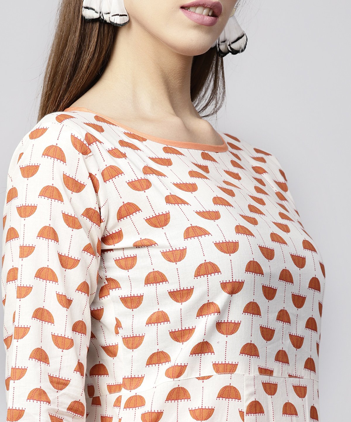 Off White Printed 3/4Th Sleeve Cotton Kurta With Ankle Length Flared Skirt | LASVINI - Redefining Indian Fashion with Elegance