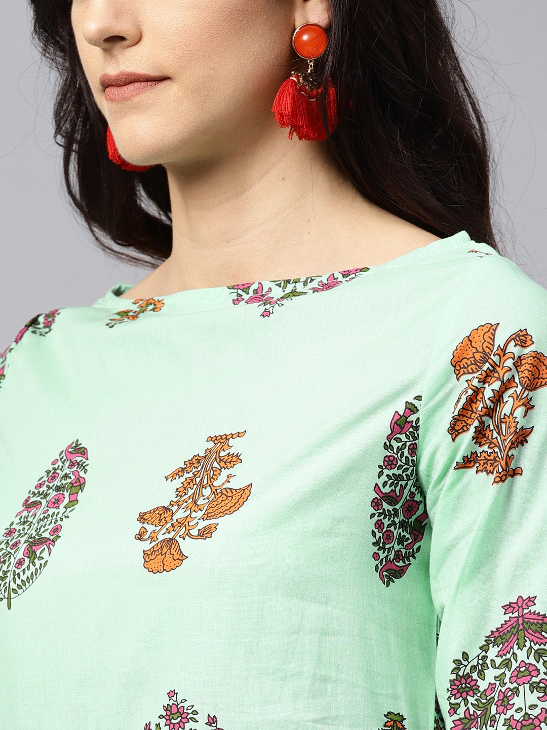 Green Printed Kurta With Boat Neck And Full Sleeves | LASVINI - Redefining Indian Fashion with Elegance