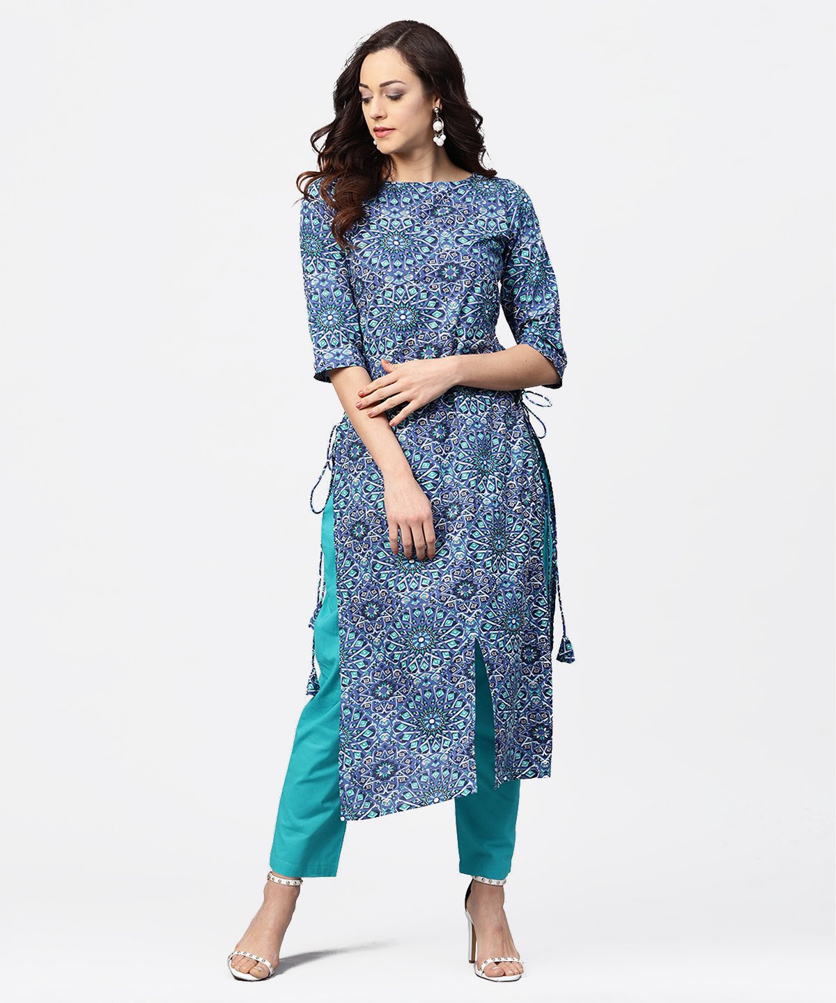 Blue Geometric Print 3/4Th Sleeve Cotton Straight Kurta | LASVINI - Redefining Indian Fashion with Elegance