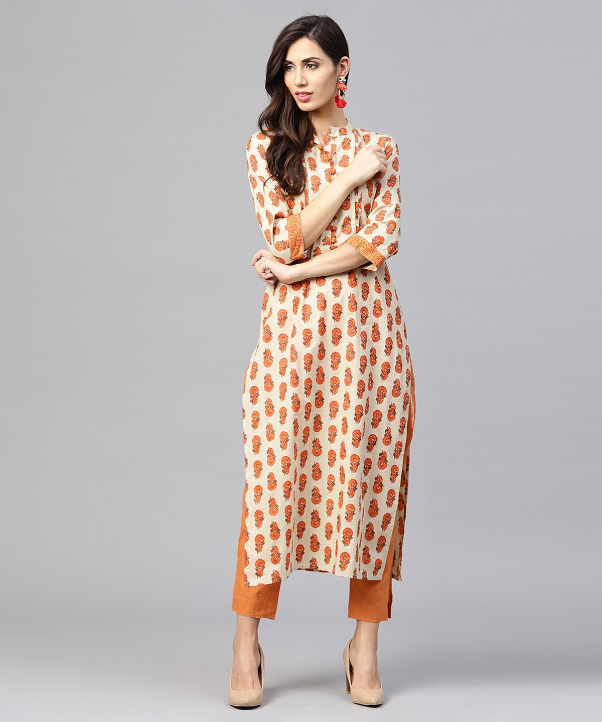 Off White Printed 3/4Th Sleeve Cotton Straight Kurta | LASVINI - Redefining Indian Fashion with Elegance