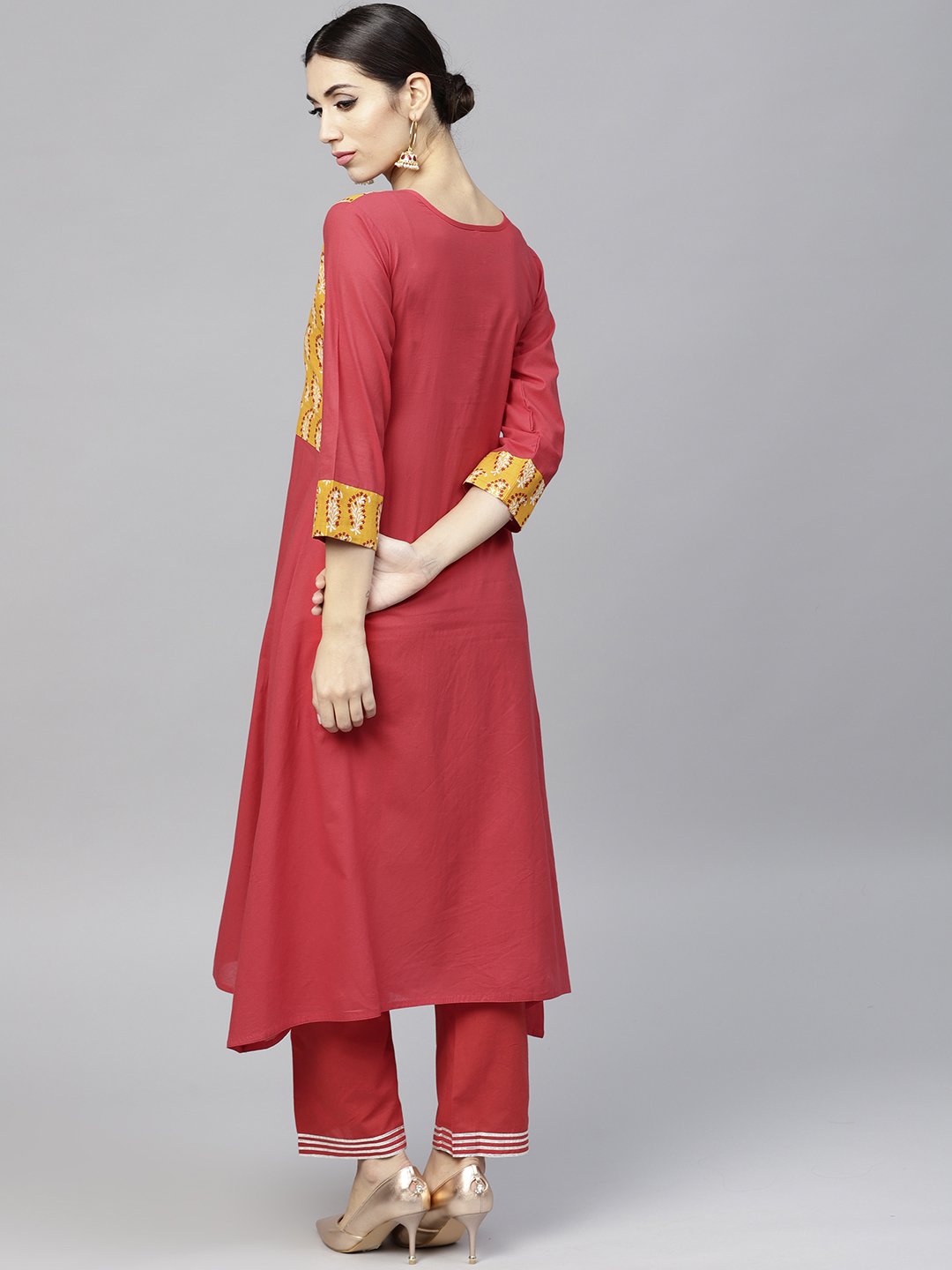 Round Neck Red Printed 3/4Th Sleeve Cotton Kurta Set With Printed Masturd Palazzo | LASVINI - Redefining Indian Fashion with Elegance