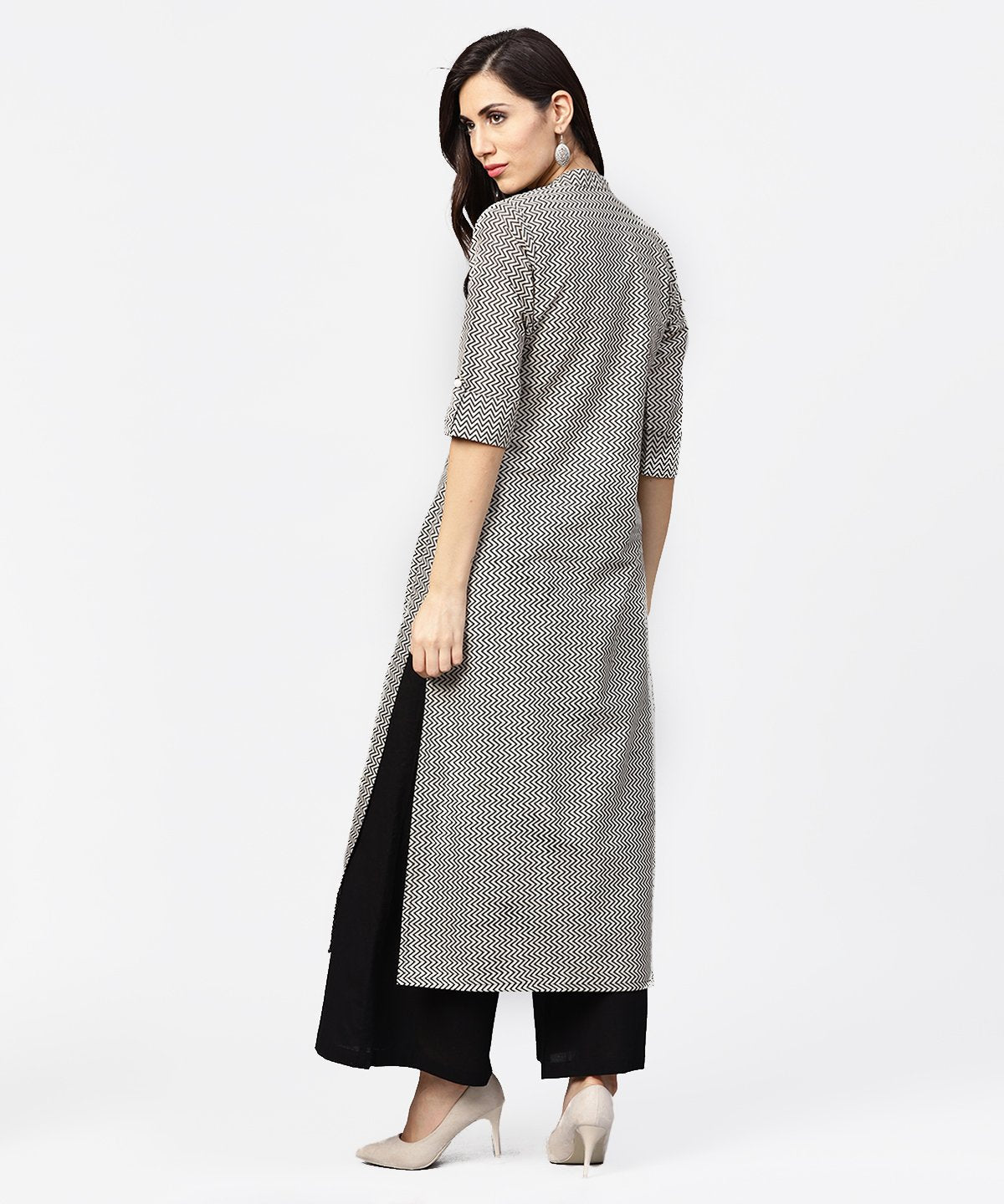 Black Zig Zag Printed 3/4Th Sleeve Cotton Kurta With Black Knee Length Palazzo | LASVINI - Redefining Indian Fashion with Elegance