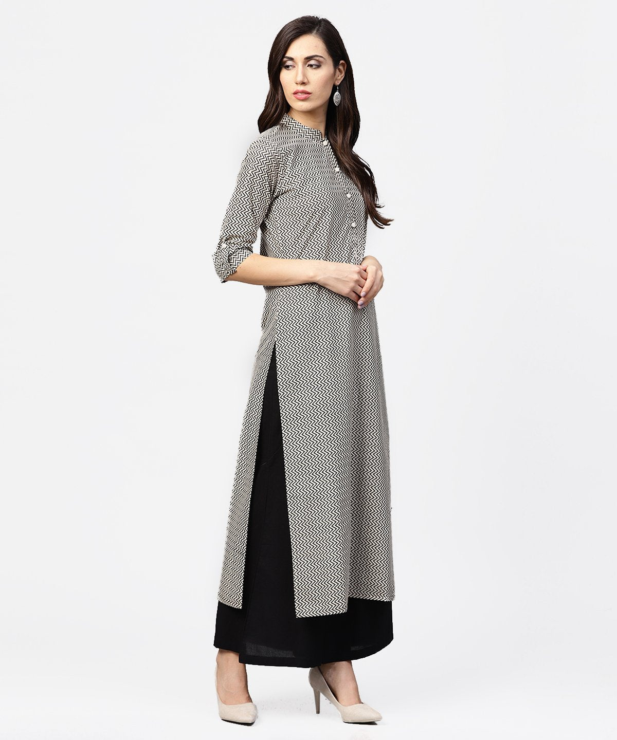 Black Zig Zag Printed 3/4Th Sleeve Cotton Kurta With Black Knee Length Palazzo | LASVINI - Redefining Indian Fashion with Elegance