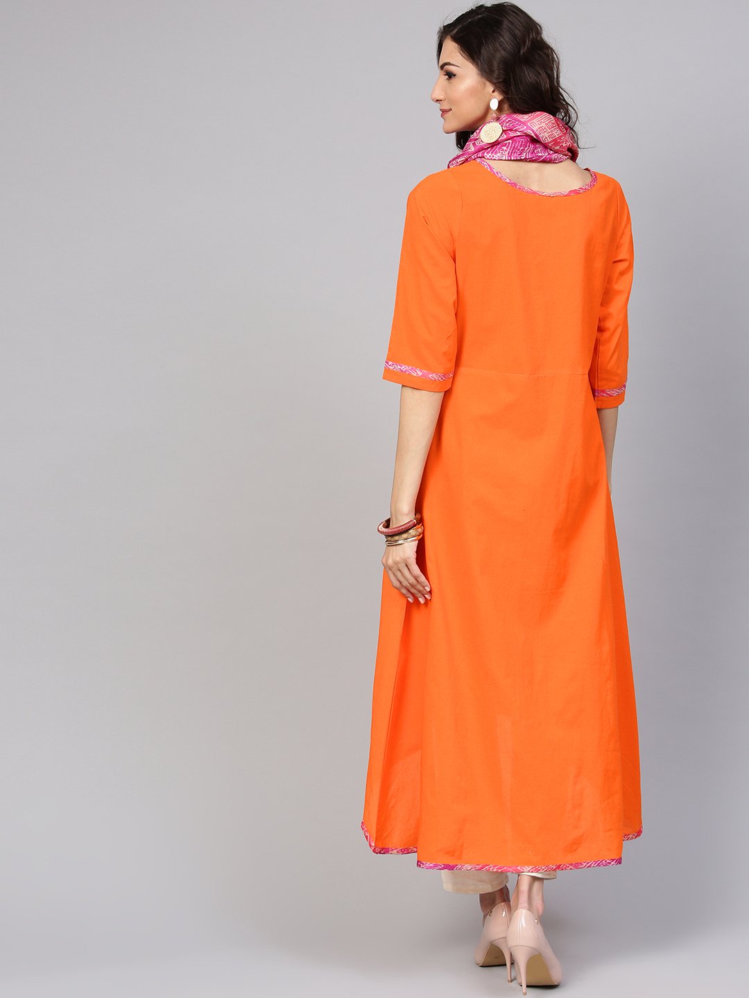 Solid A-Line Orange Kurta With Megenta Stole | LASVINI - Redefining Indian Fashion with Elegance