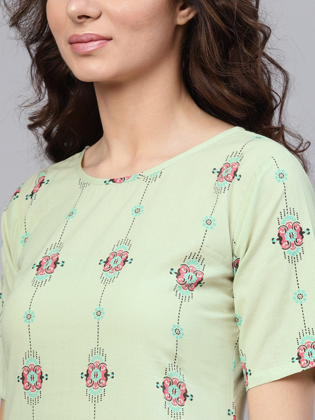 Pastel Green Printed Half Sleeve Staright Kurta With Pants | LASVINI - Redefining Indian Fashion with Elegance